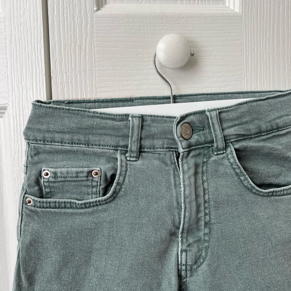 Zara - Picture 2 of 4